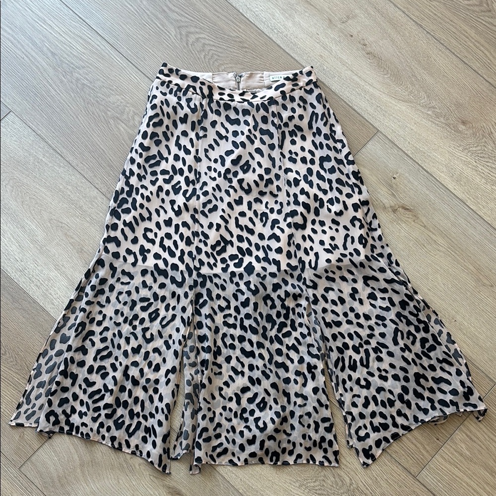 Alice + Olivia Leopard Midi A-Line Skirt